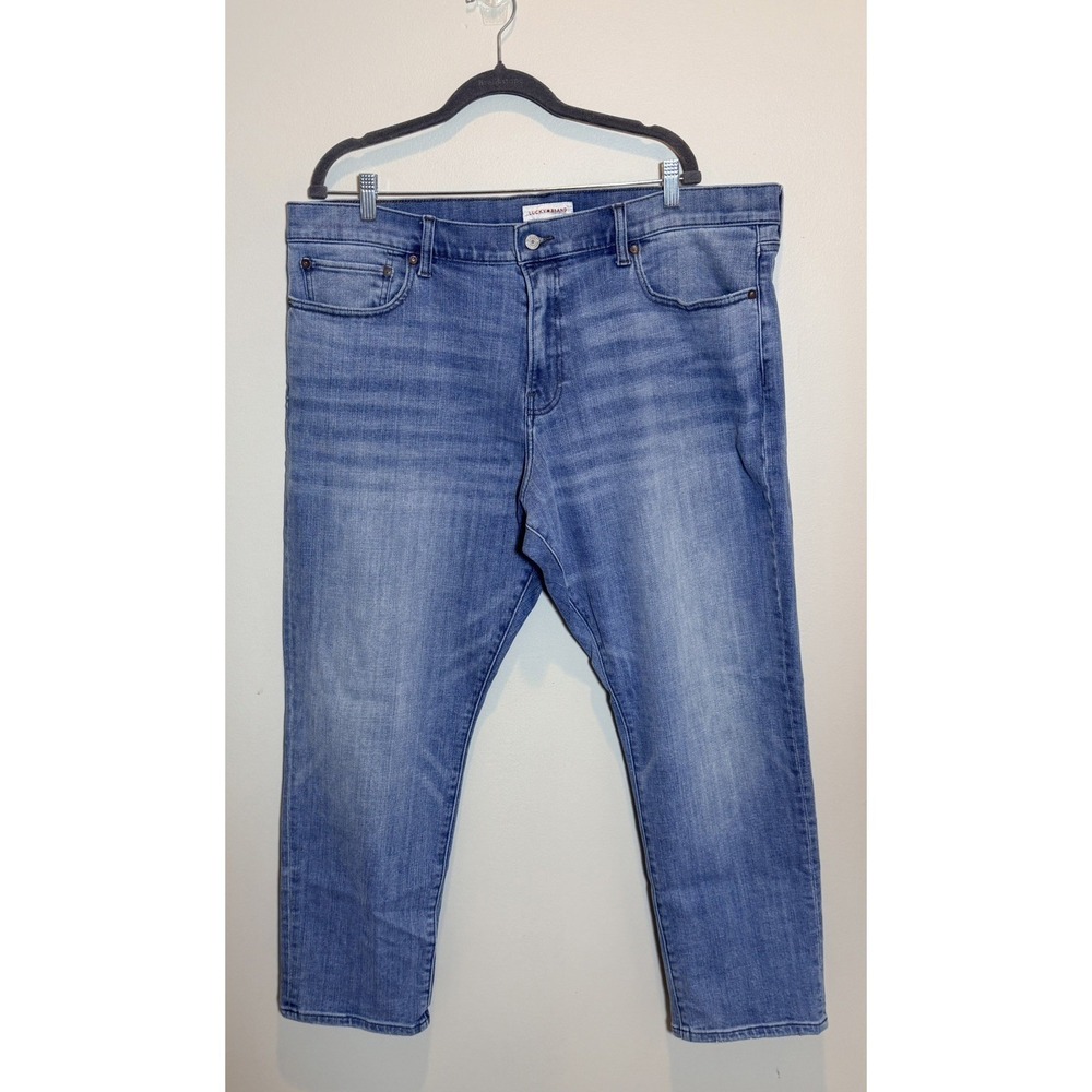 Lucky Brand Men 410 Athletic Straight Fit Jeans 40 x 30 Blue Medium Wash EUC